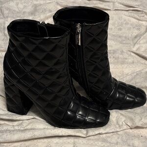 Cape Robbin Black Quilted Ankle Booties